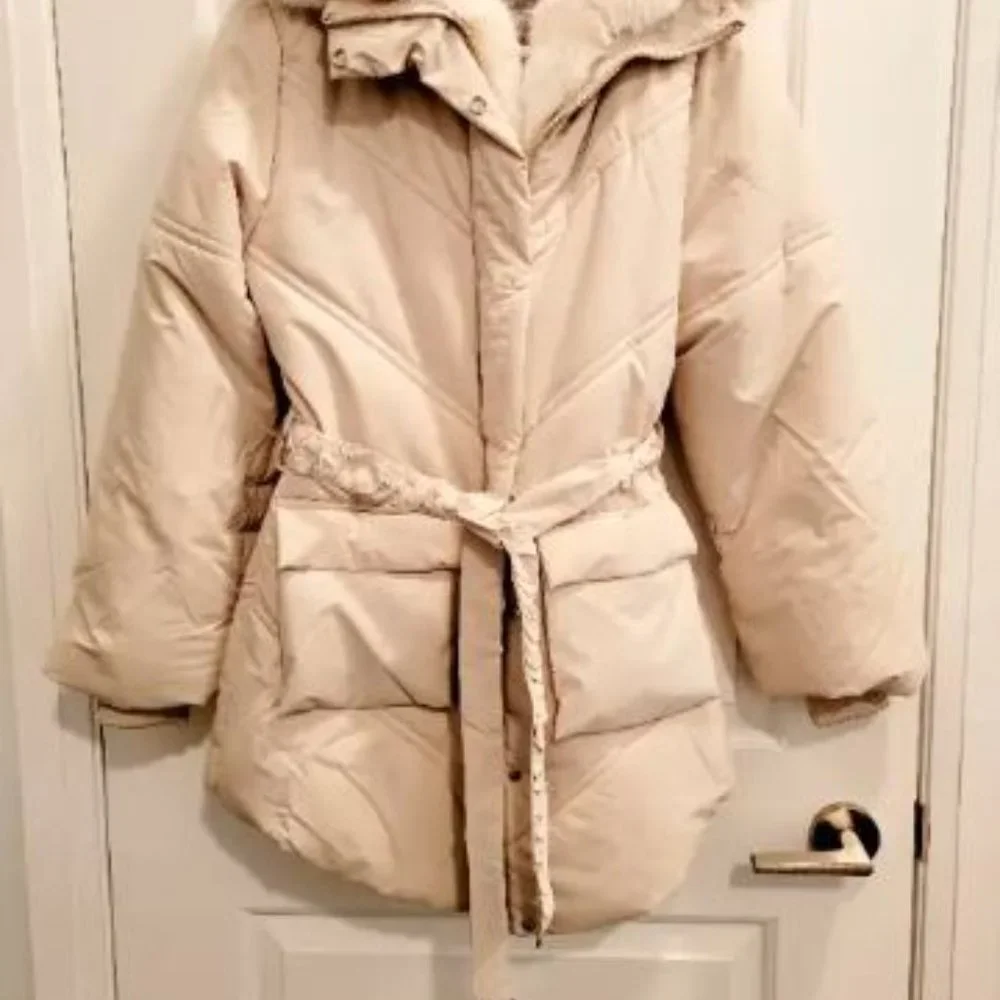 Beautiful winter jacket - Picture 2 of 7